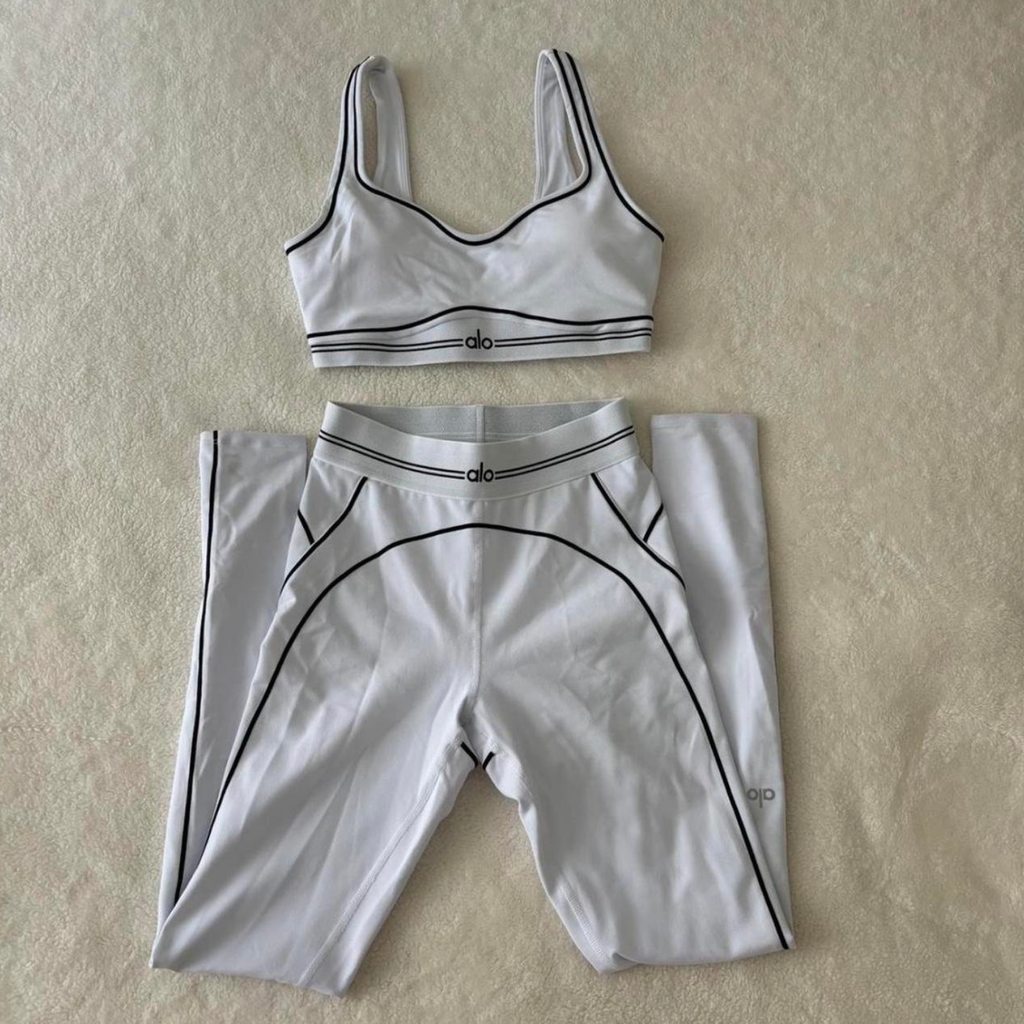 Active A.YG Set - Sports Bra + Leggings