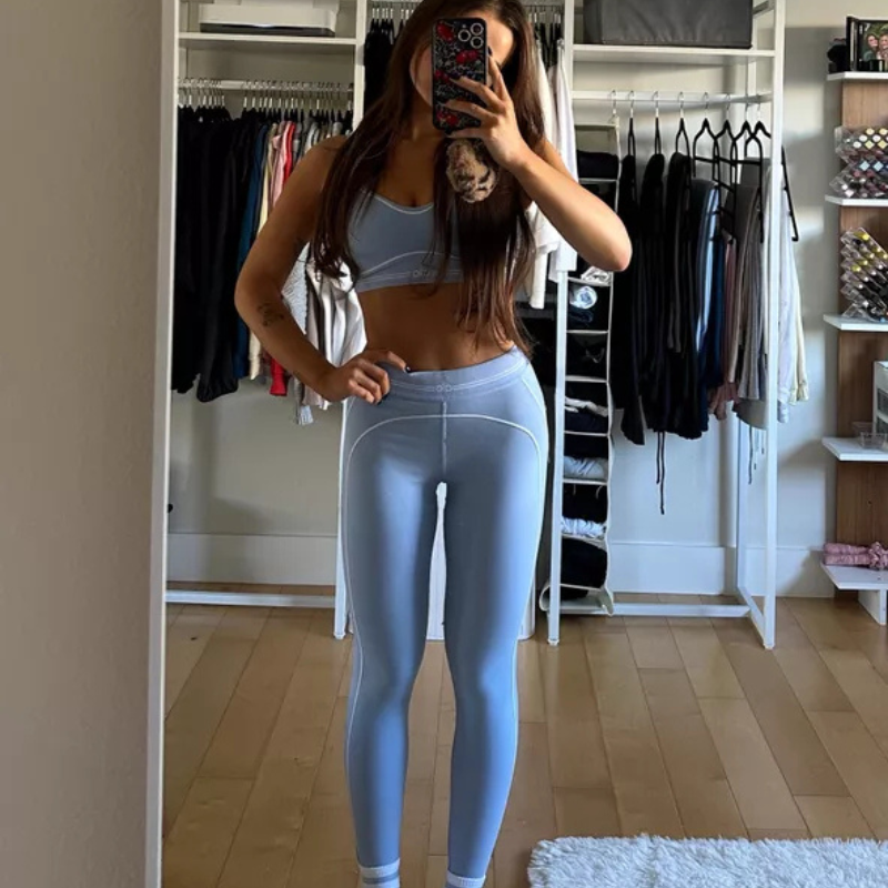 Active A.YG Set - Sports Bra + Leggings